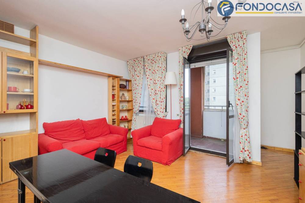 appartamento in vendita a Milano in zona Chiesa Rossa
