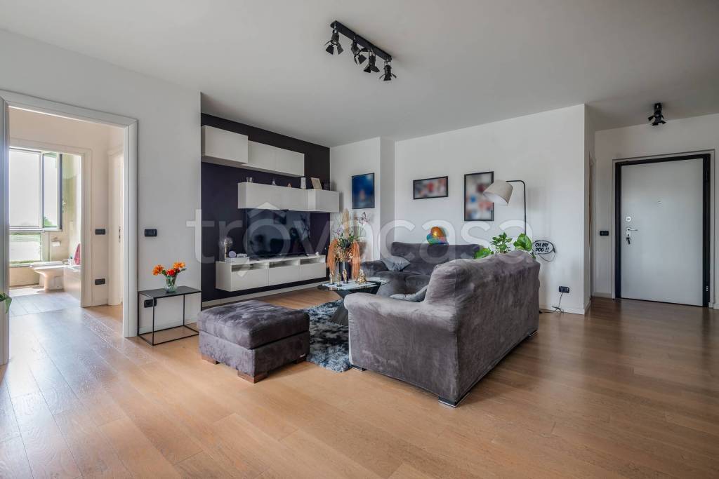appartamento in vendita a Milano in zona Muggiano