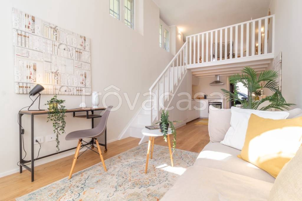 appartamento in vendita a Milano in zona Città Studi