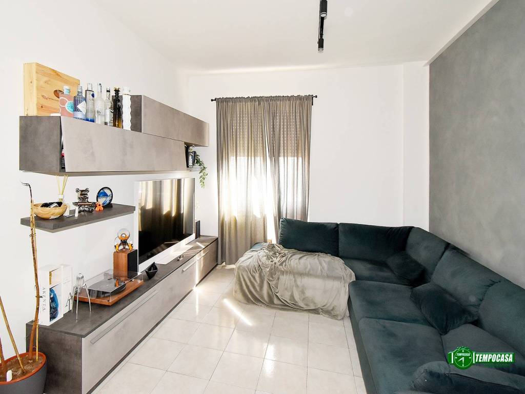 appartamento in vendita a Milano in zona Barona