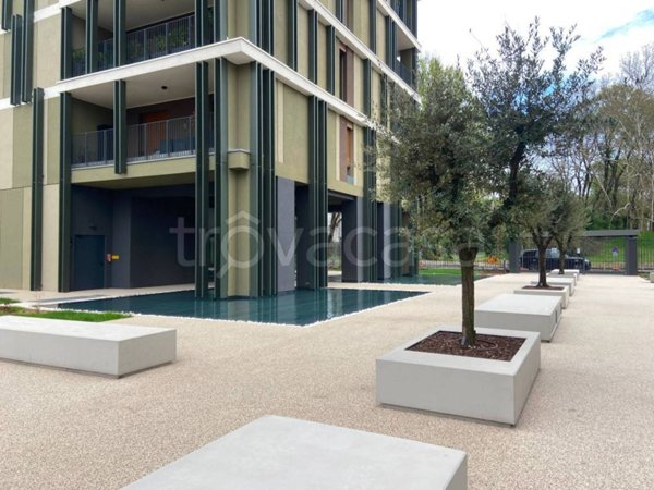 appartamento in vendita a Milano in zona Crescenzago