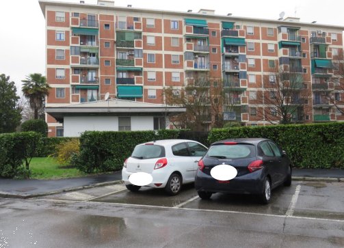 appartamento in vendita a Milano in zona Quartiere degli Olmi