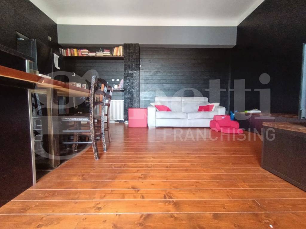 appartamento in vendita a Milano in zona Musocco