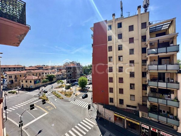 appartamento in vendita a Milano in zona Corvetto