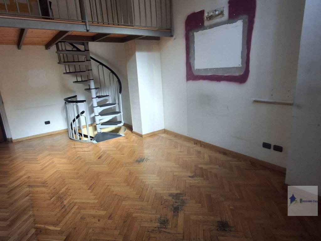 appartamento in vendita a Milano in zona Quarto Oggiaro