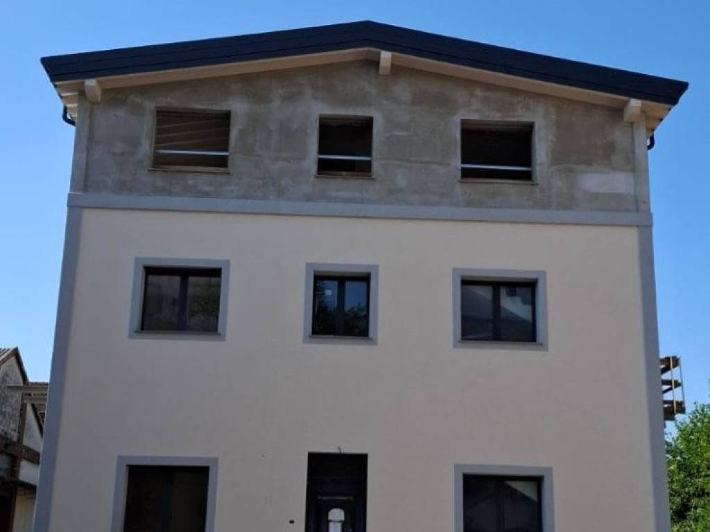 appartamento in vendita a Milano in zona Bovisa