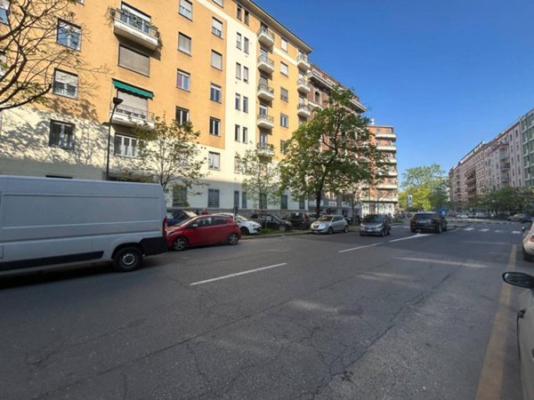 appartamento in vendita a Milano in zona Città Studi