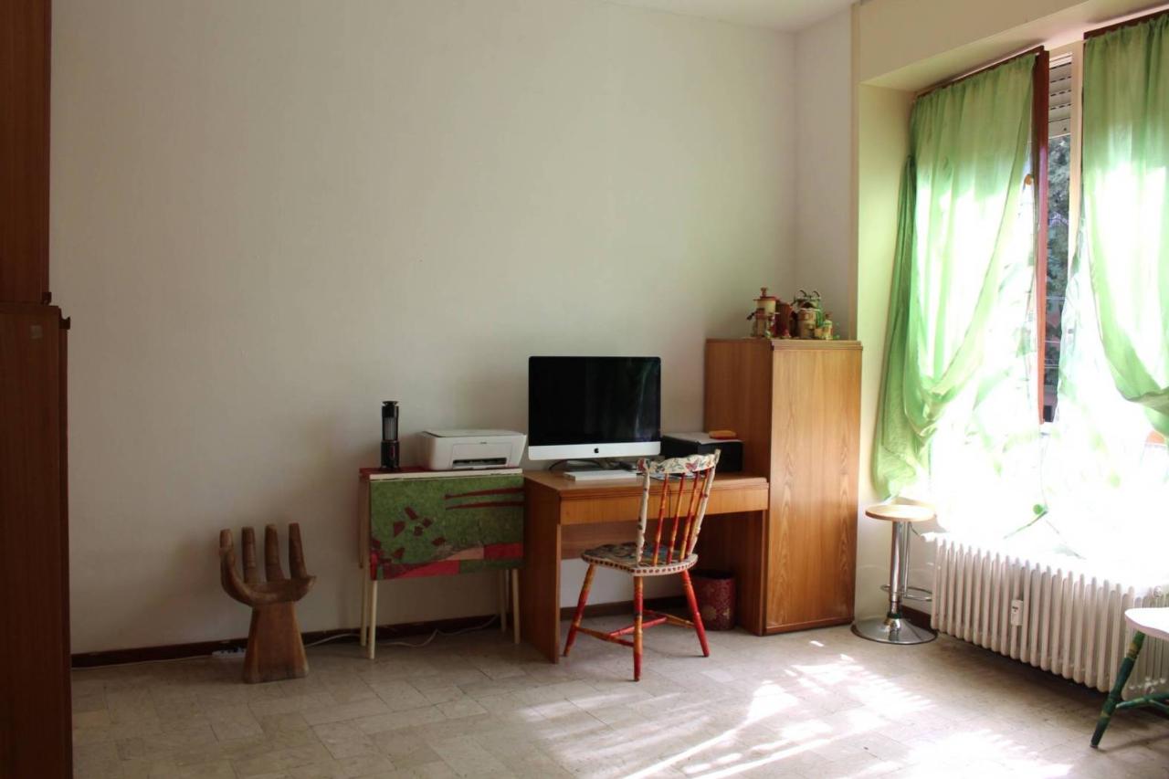 appartamento in vendita a Milano in zona Casoretto