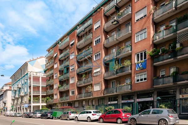 appartamento in vendita a Milano in zona Rottole
