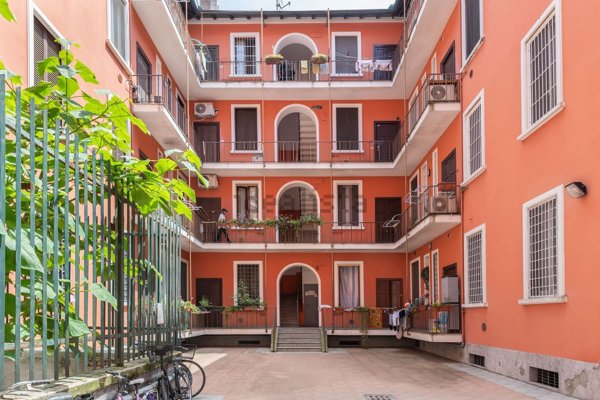 appartamento in vendita a Milano in zona Stadera