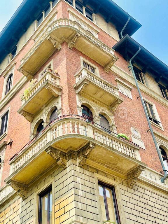 appartamento in vendita a Milano in zona Cadorna