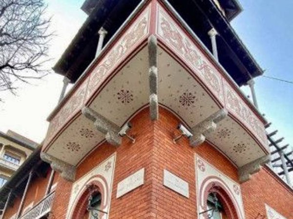 appartamento in vendita a Milano in zona Cadorna