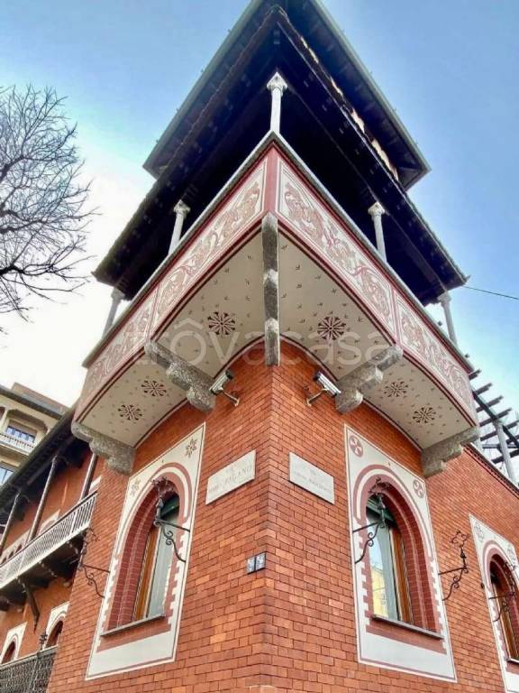 appartamento in vendita a Milano in zona Cadorna