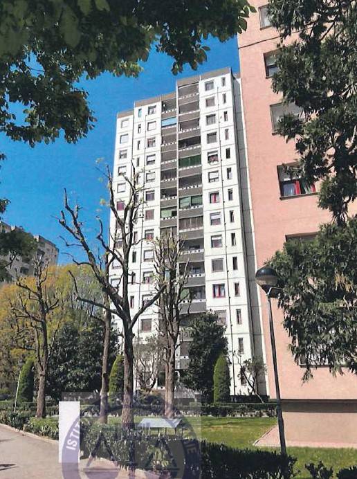 appartamento in vendita a Milano in zona Gallaratese