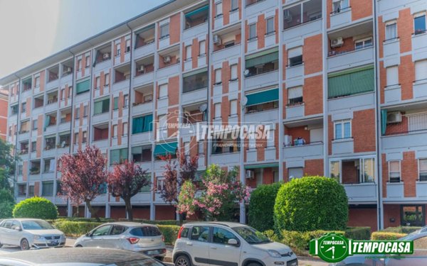 appartamento in vendita a Milano in zona Quarto Oggiaro