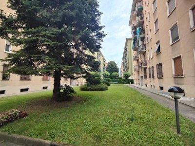 appartamento in vendita a Milano in zona Niguarda
