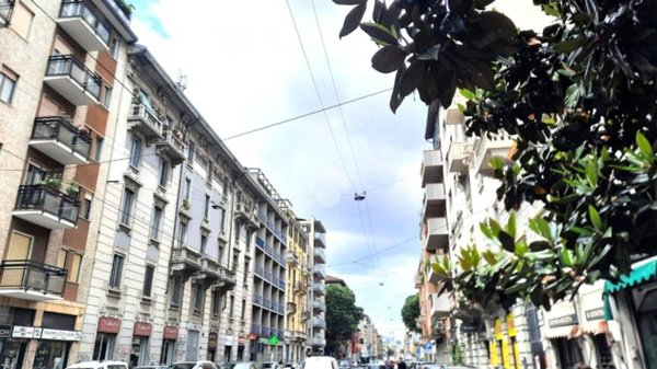 appartamento in vendita a Milano in zona Casoretto