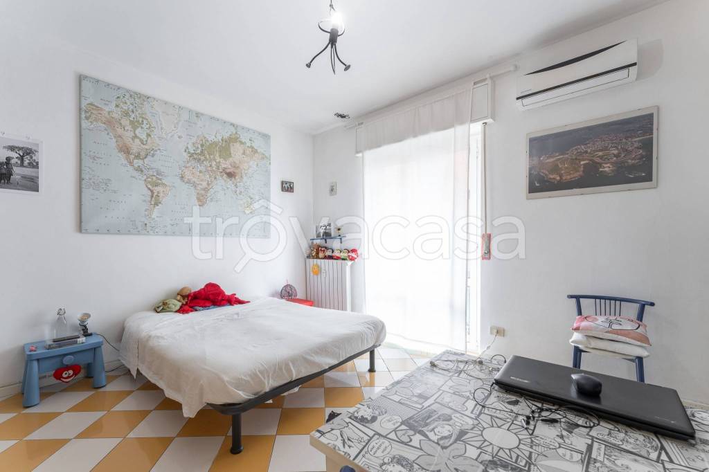 appartamento in vendita a Milano in zona Vigentino