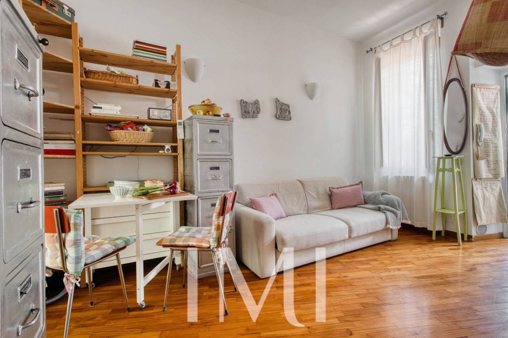 appartamento in vendita a Milano in zona Solari