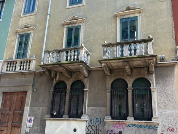appartamento in vendita a Milano in zona Città Studi