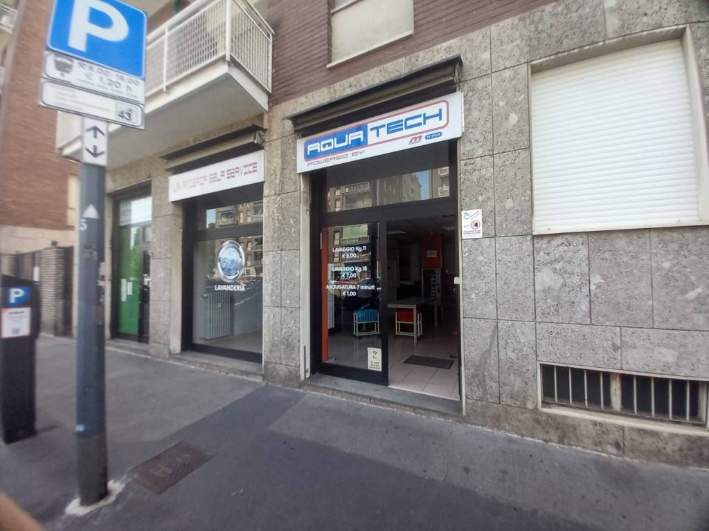 negozio in vendita a Milano in zona Bicocca