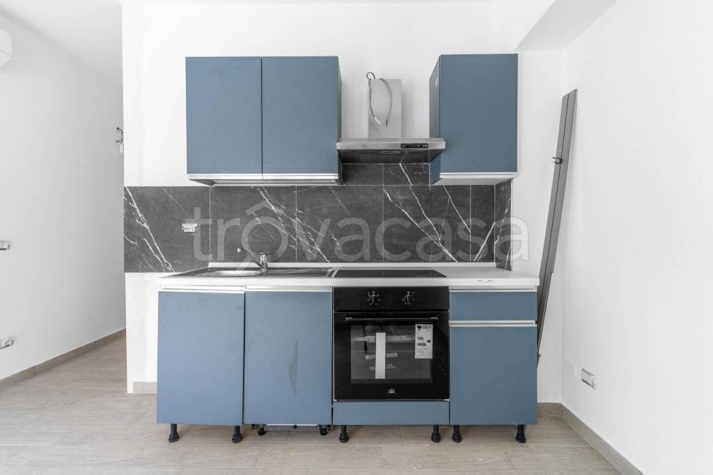 appartamento in vendita a Milano in zona Baggio