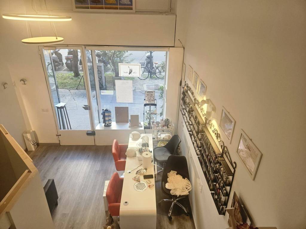 ufficio in vendita a Milano in zona Solari