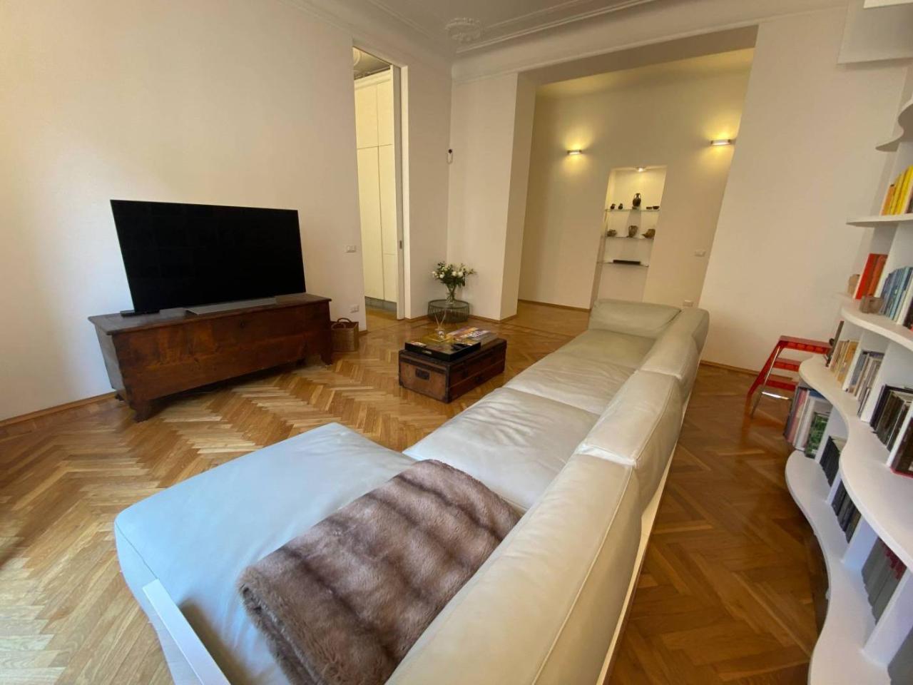 appartamento in vendita a Milano in zona XXII Marzo
