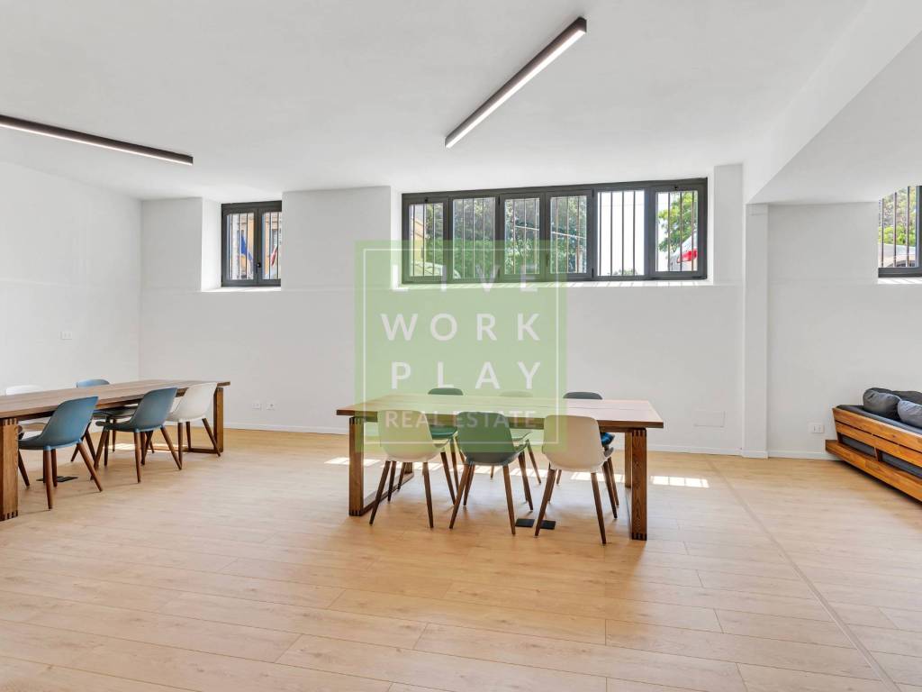 ufficio in vendita a Milano in zona Forlanini