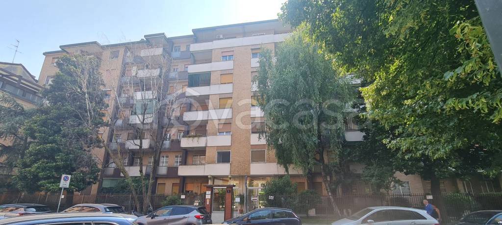 appartamento in vendita a Milano in zona San Siro