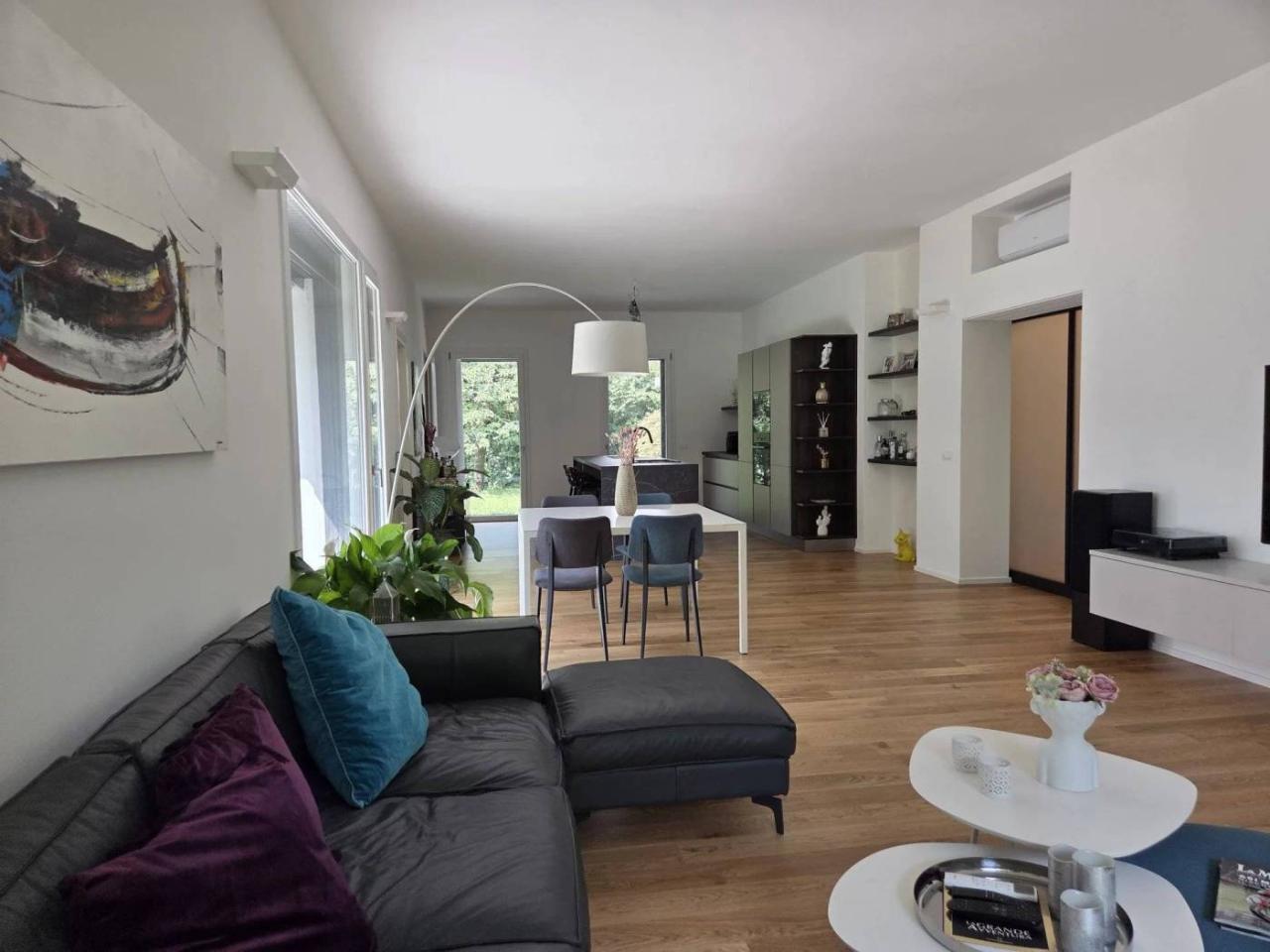 casa indipendente in vendita a Milano in zona Centro Storico