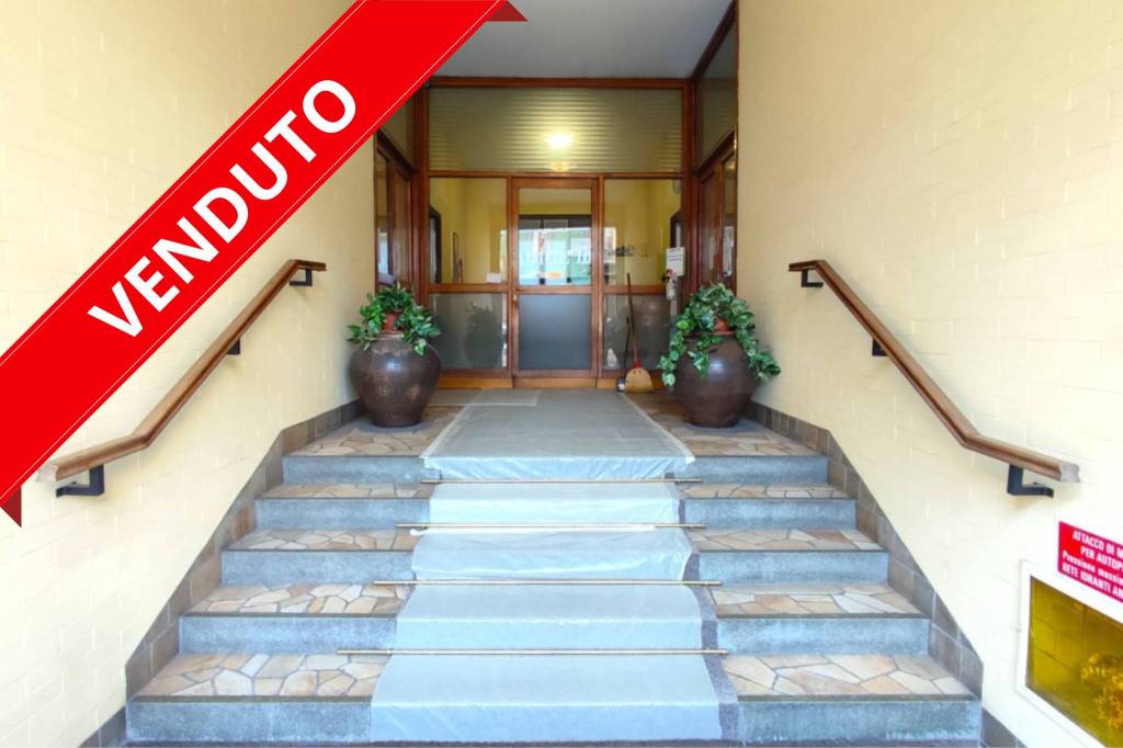 appartamento in vendita a Milano in zona Porta Romana