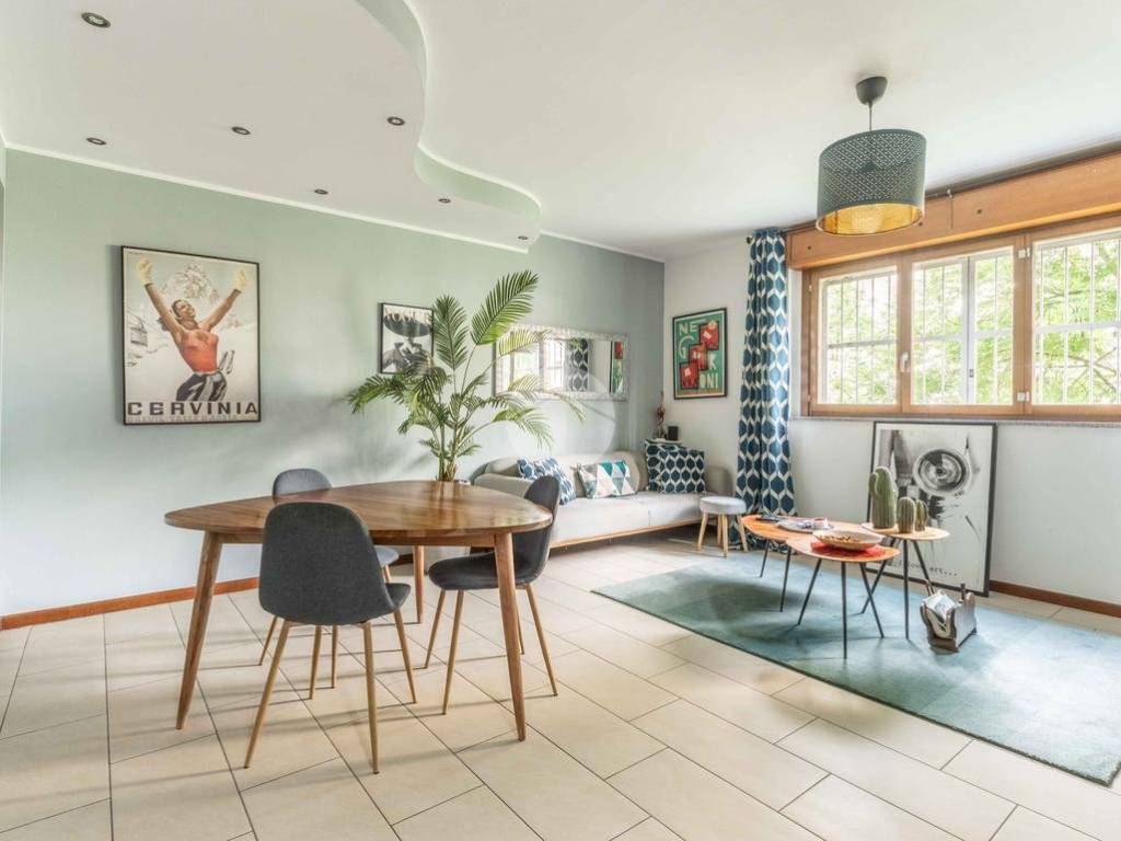 appartamento in vendita a Milano in zona Famagosta
