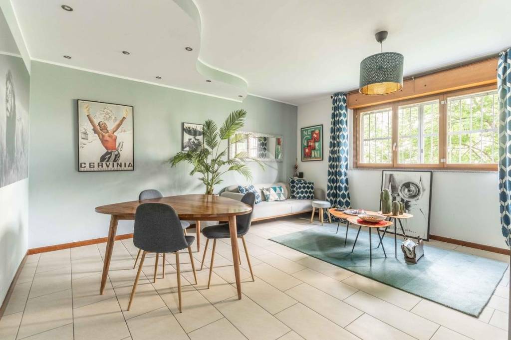 appartamento in vendita a Milano in zona Famagosta