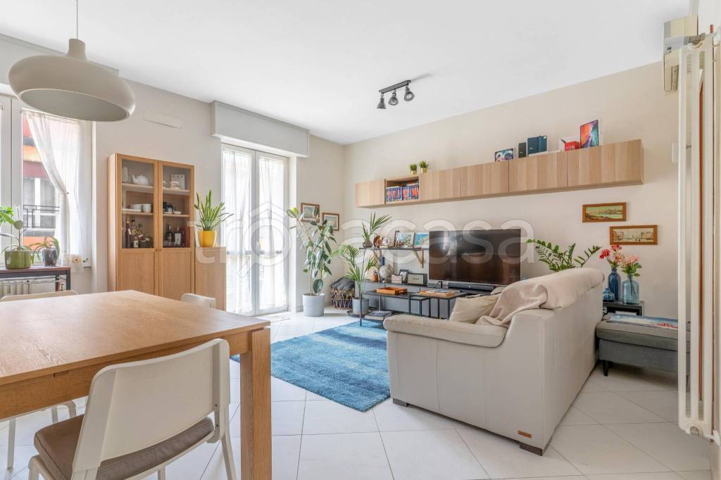 appartamento in vendita a Milano in zona Porta Vittoria