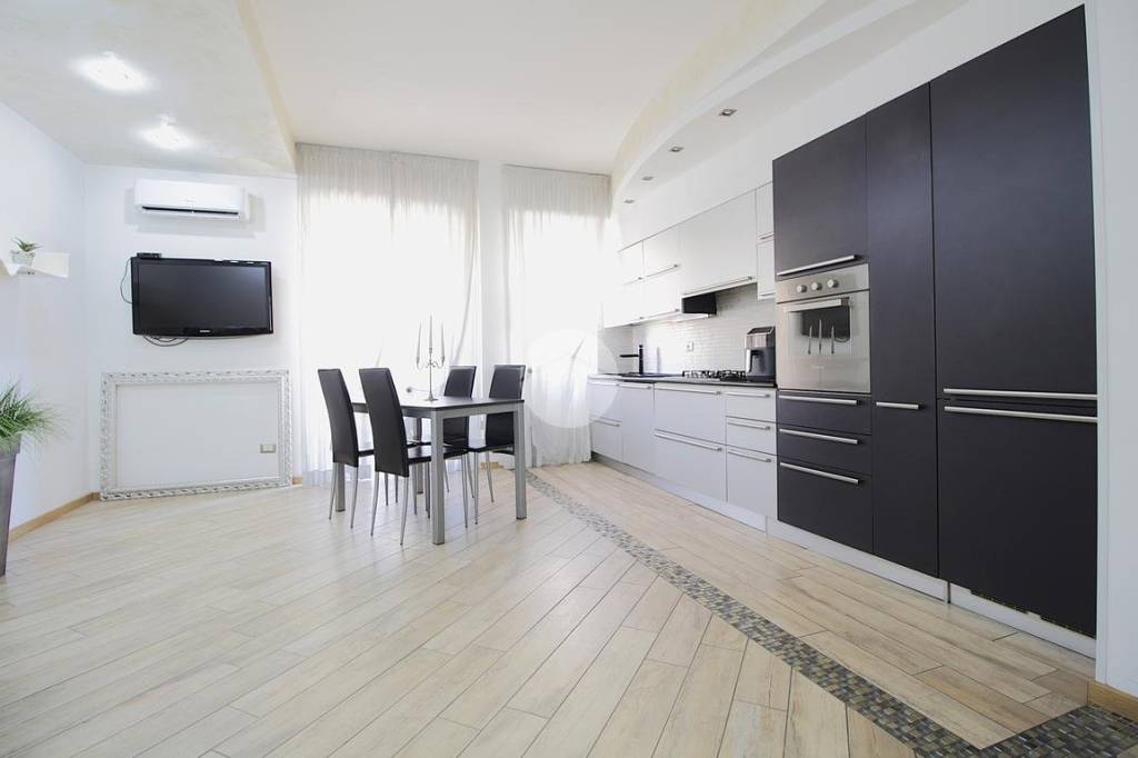appartamento in vendita a Milano in zona Villapizzone