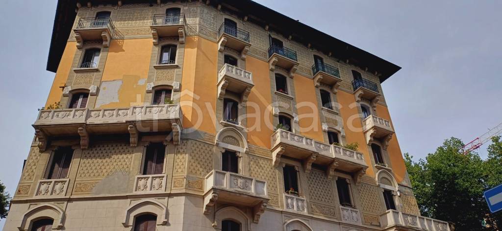 appartamento in vendita a Milano in zona Città Studi