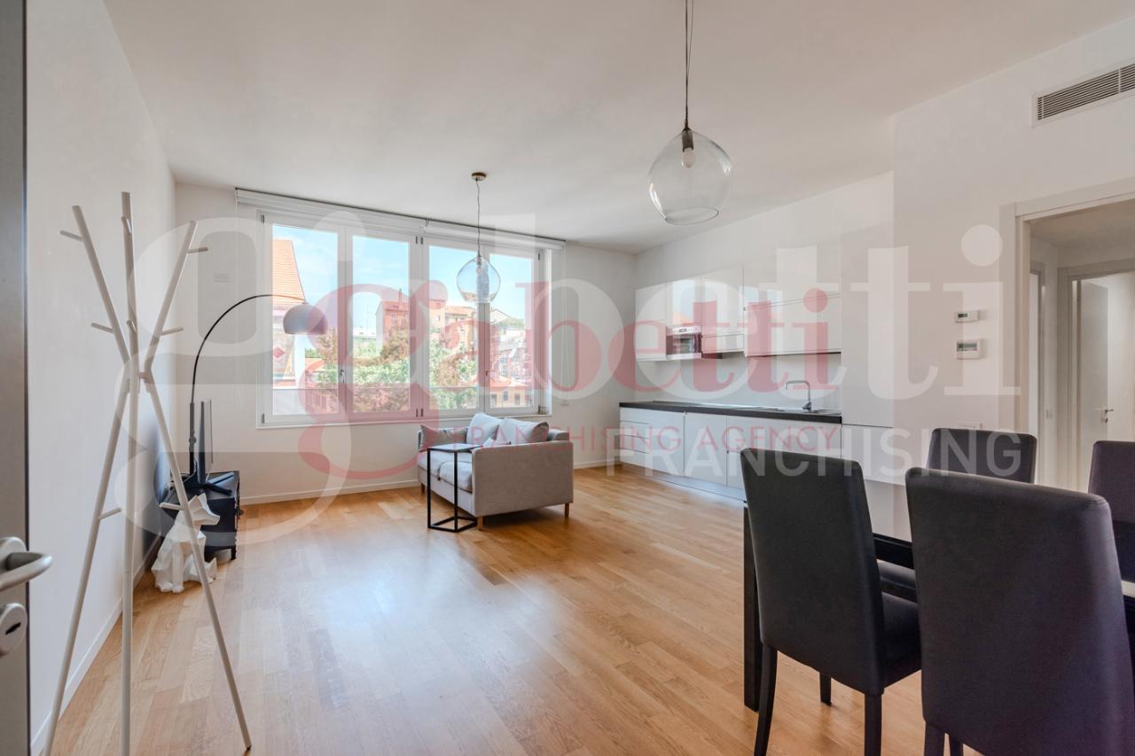 appartamento in vendita a Milano in zona Stadera
