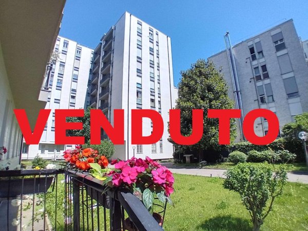 appartamento in vendita a Milano in zona Dergano