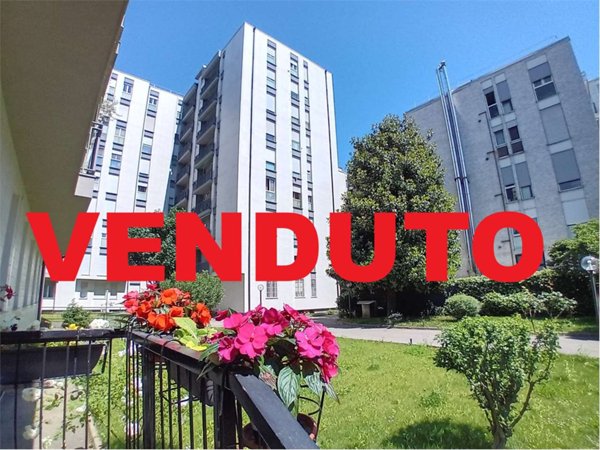 appartamento in vendita a Milano in zona Dergano