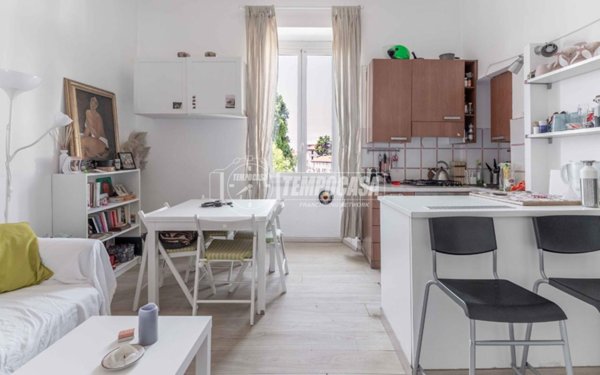 appartamento in vendita a Milano in zona Morivione