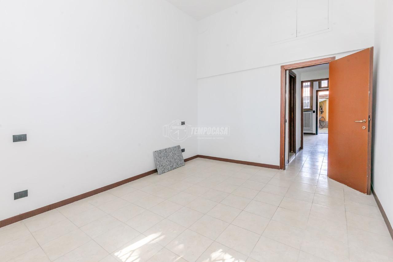 appartamento in vendita a Milano in zona Bovisa