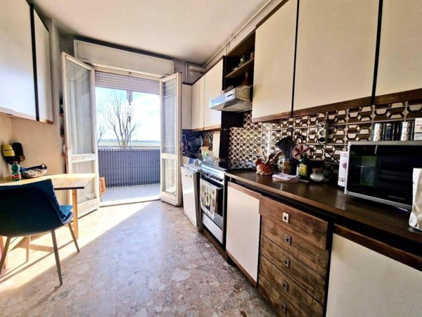 appartamento in vendita a Milano in zona Barona