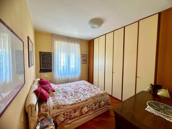 appartamento in vendita a Milano in zona Segnano