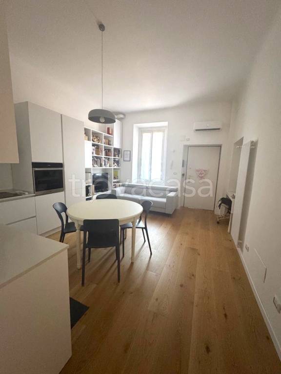 appartamento in vendita a Milano in zona Piazzale Lodi