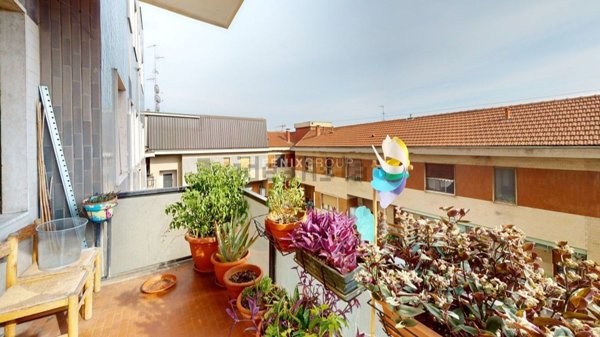 appartamento in vendita a Milano in zona Loreto