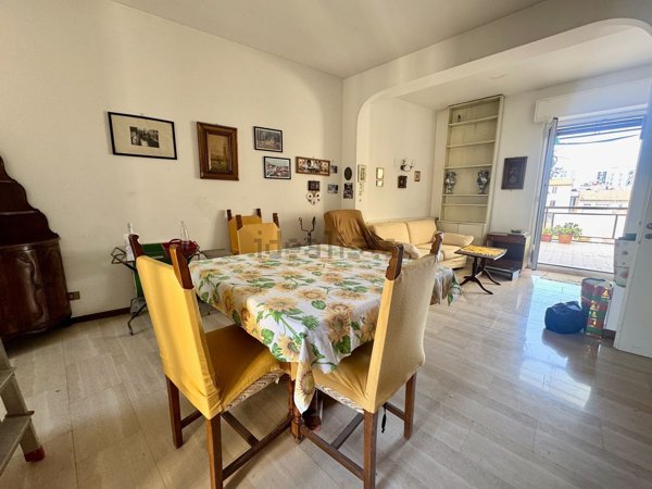 appartamento in vendita a Milano in zona Dergano