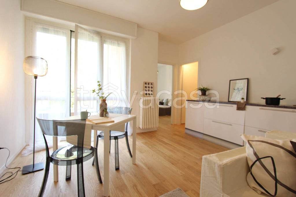 appartamento in vendita a Milano in zona Prato Centenaro
