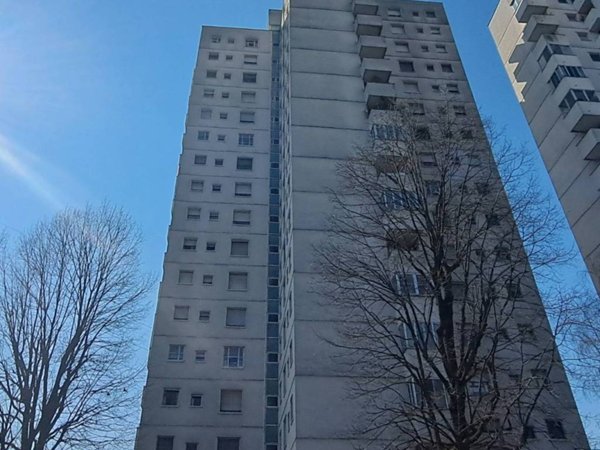 appartamento in vendita a Milano in zona Gratosoglio