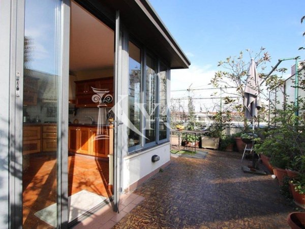 appartamento in vendita a Milano in zona Famagosta